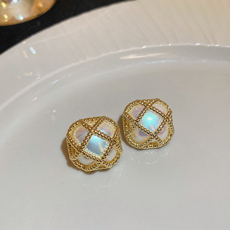 Wholesale Real Gold Plated Silver Needle Vintage Earrings Imitation Pearl